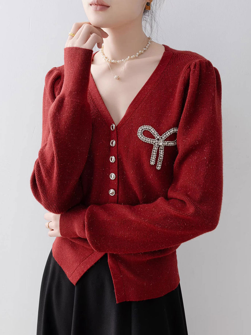 Natalie Elegant V-Neck Diamond-Studded Knitted Top