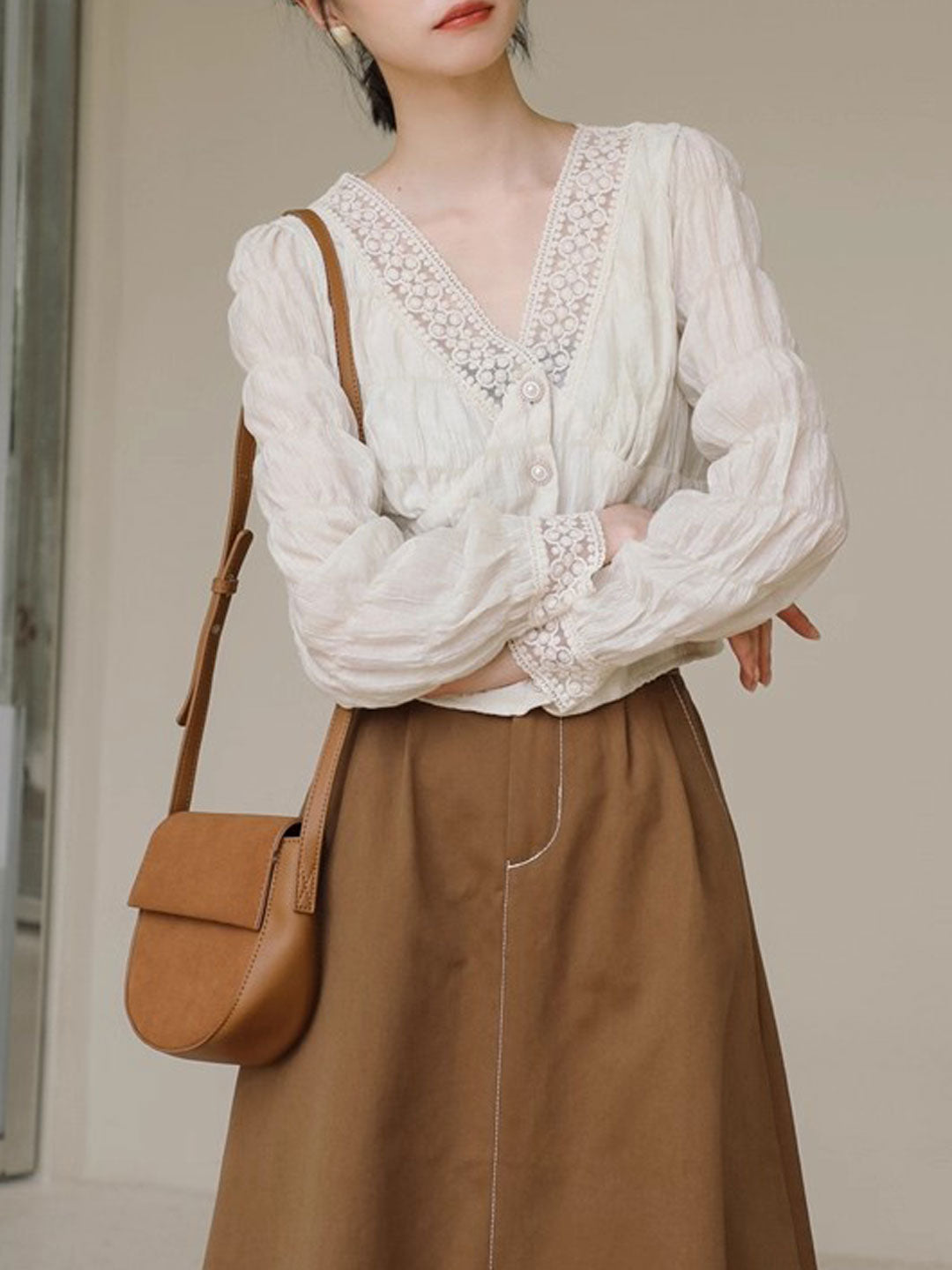 Ava Vintage V-Neck Latern Sleeve Lace Chiffon Blouse