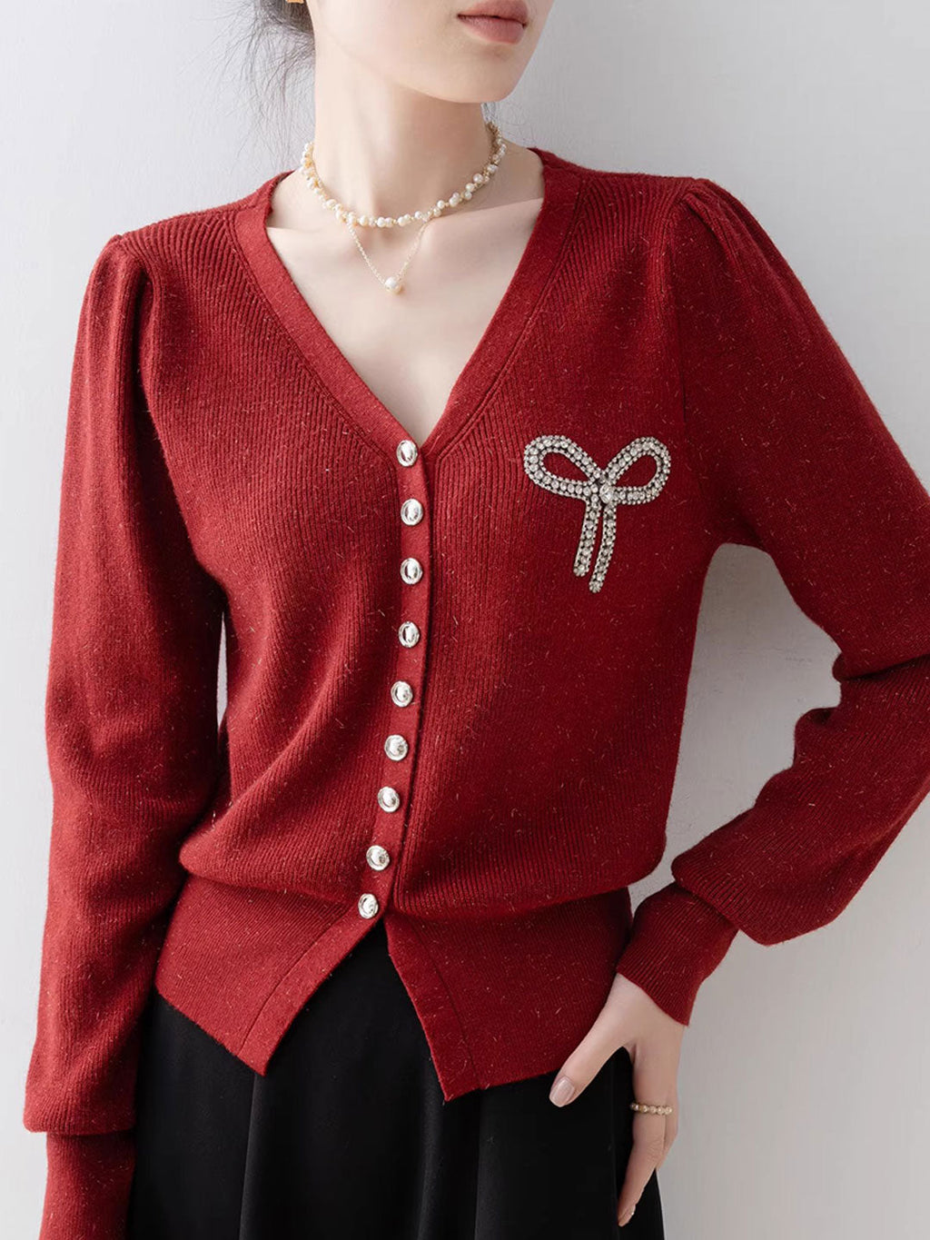 Natalie Elegant V-Neck Diamond-Studded Knitted Top